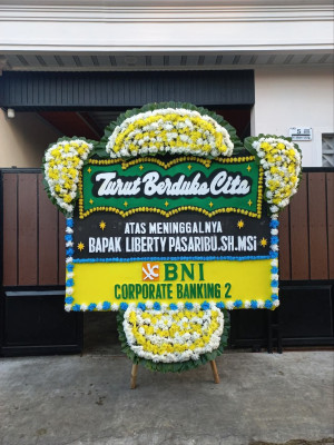 Papan Bunga Duka di Mandonga