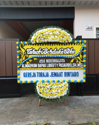 Papan Bunga Duka di Mandonga