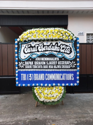 Papan Bunga Duka di Mandonga
